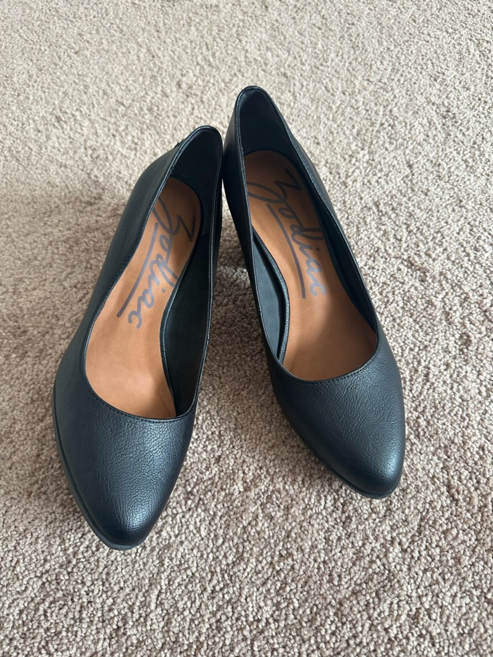 Zodiac Gloria Pumps, Women's Size 9 M, Black MSRP $109